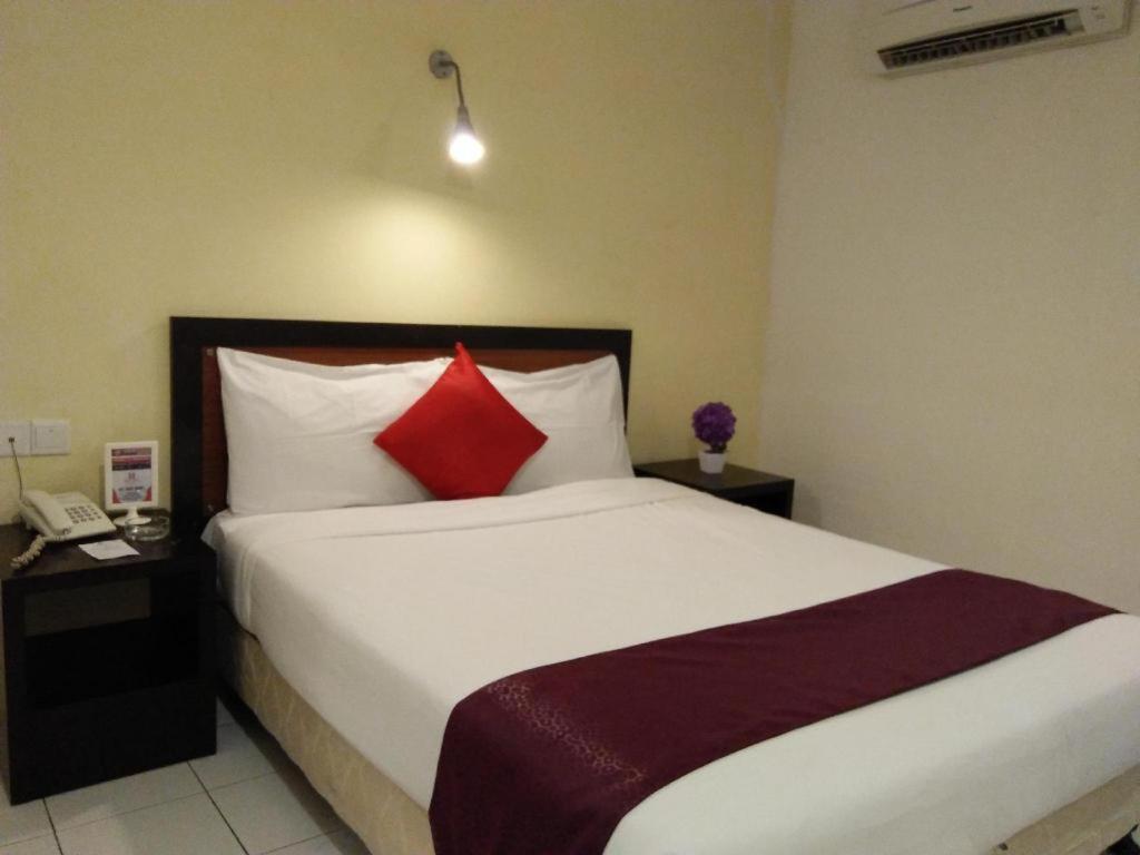 Hotel Zamburger Segamat Dış mekan fotoğraf